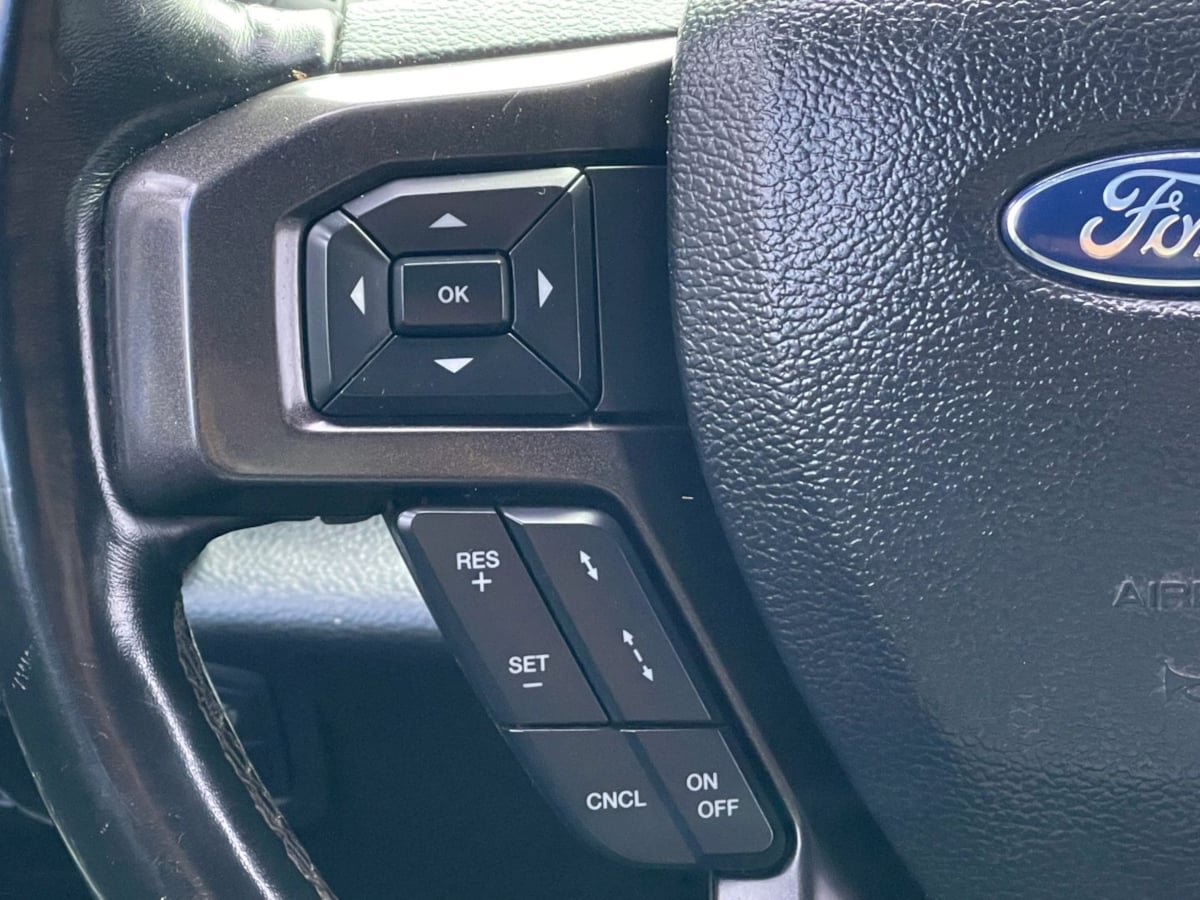 Used 2021 Ford Expedition Max Limited RWD image 35
