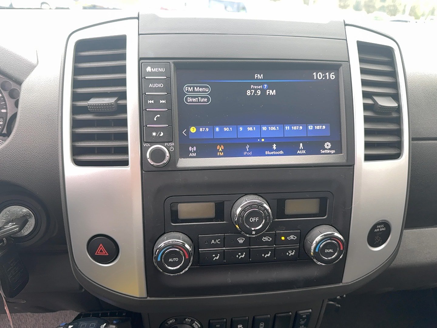 Used 2019 Nissan Frontier SV w/ Value Truck Package AWD/4WD image 26