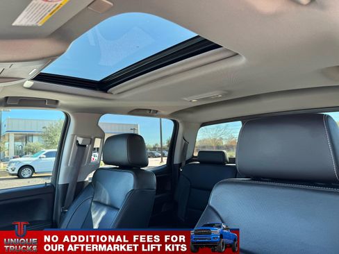 Used 2019 Chevrolet Silverado 3500 LTZ image 19