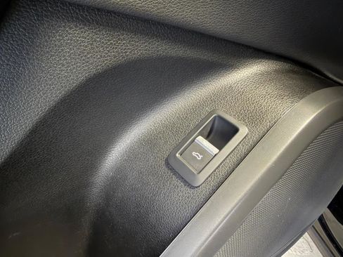 Used 2024 Audi Q5 2.0T Premium w/ Convenience Package image 14