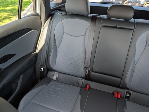 Certified 2026 Volkswagen Tiguan SE R-Line AWD/4WD image 12