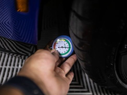 Used 2024 BMW M3 Competition w/ M Driver's Package image 38