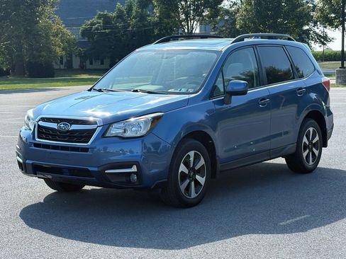Used 2017 Subaru Forester 2.5i Premium image 4