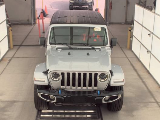 Used 2023 Jeep Wrangler Unlimited Sahara w/ Cold Weather Group AWD/4WD image 2