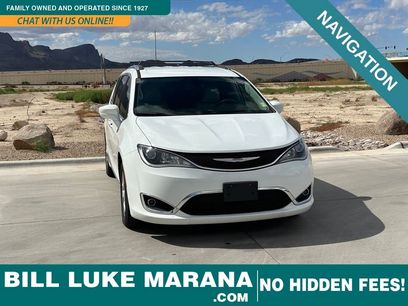 Used 2017 Chrysler Pacifica Touring-L Plus w/ Tire & Wheel Group