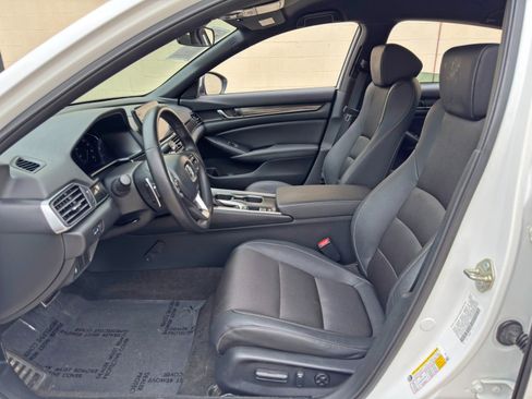 Used 2020 Honda Accord Sport image 15