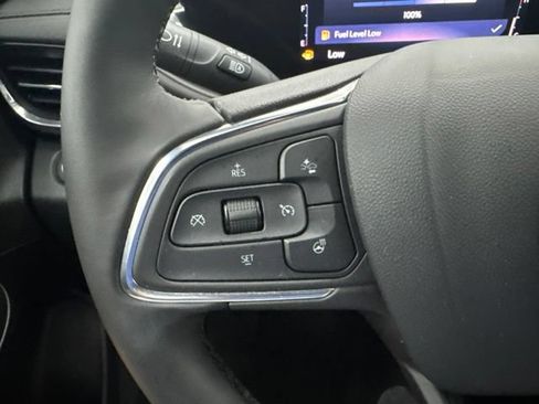 Used 2025 Buick Envista Preferred w/ Convenience I Package FWD image 11