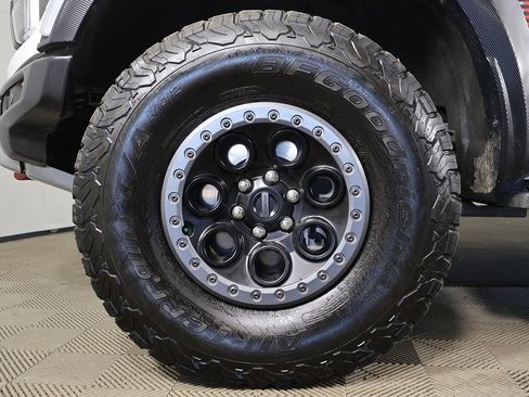 Used 2025 Ford F150 Raptor AWD/4WD image 23