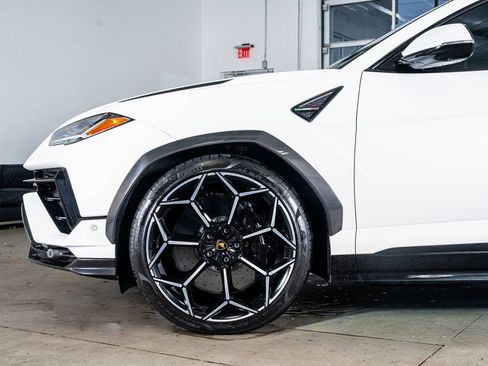 Used 2024 Lamborghini Urus Performante image 9