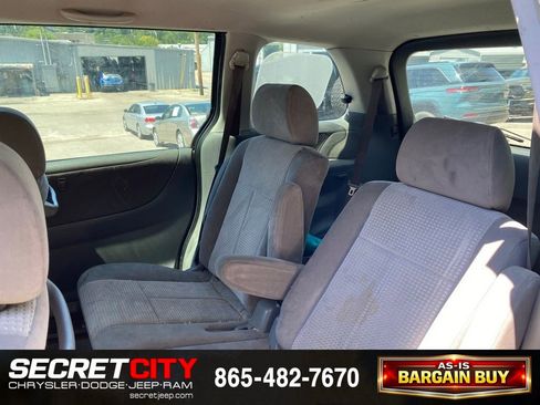 Used 2005 MAZDA MPV LX w/ LX Plus Pkg FWD image 9