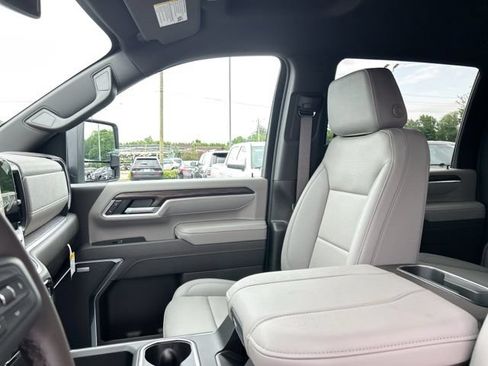 New 2026 GMC Sierra 2500 SLT w/ SLT Convenience Package AWD/4WD image 27