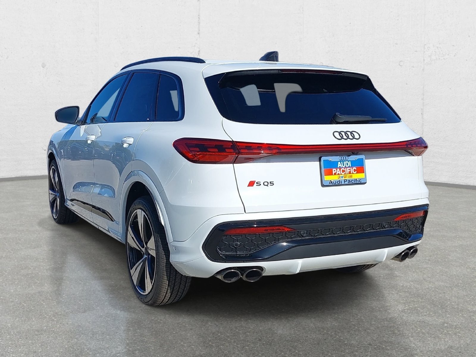 New 2026 Audi SQ5 Premium Plus AWD/4WD image 7