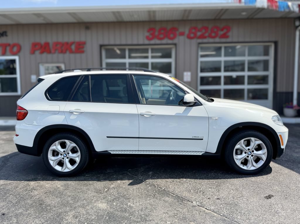 Used 2013 BMW X5 xDrive50i AWD/4WD image 1