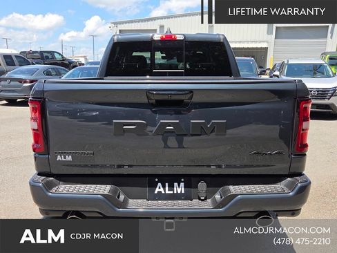New 2026 RAM 1500 Big Horn AWD/4WD image 12