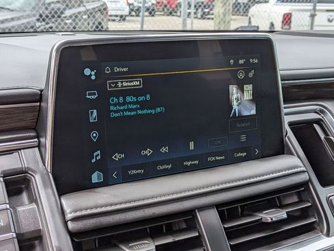 Used 2024 Chevrolet Tahoe LT w/ LT Signature Package AWD/4WD image 23