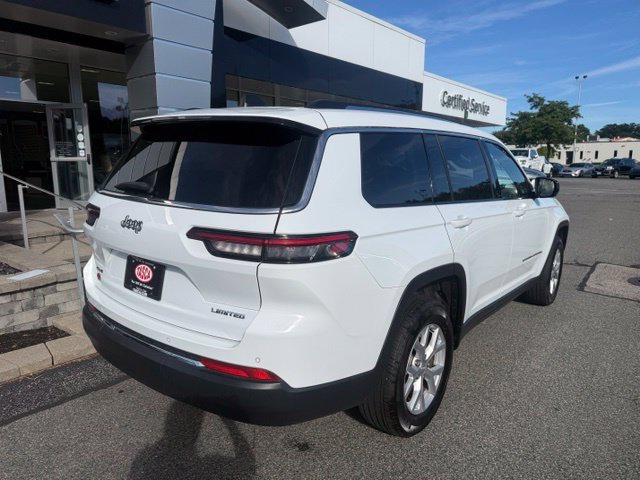 Used 2023 Jeep Grand Cherokee L Limited AWD/4WD image 7