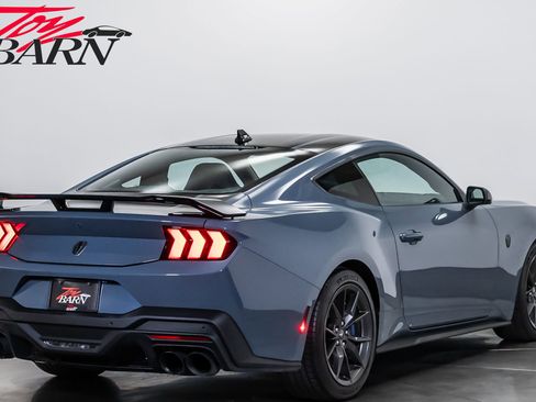 Used 2024 Ford Mustang Dark Horse image 5