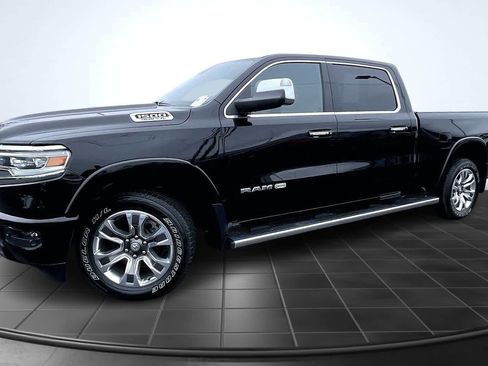 Used 2022 RAM 1500 Limited w/ Body-Colour Bumper Group image 3