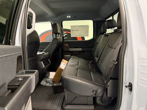 New 2026 Ford F250 Lariat w/ Lariat Premium Package image 17