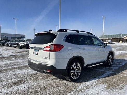 Used 2019 Subaru Ascent Limited w/ Popular Package #2 image 3