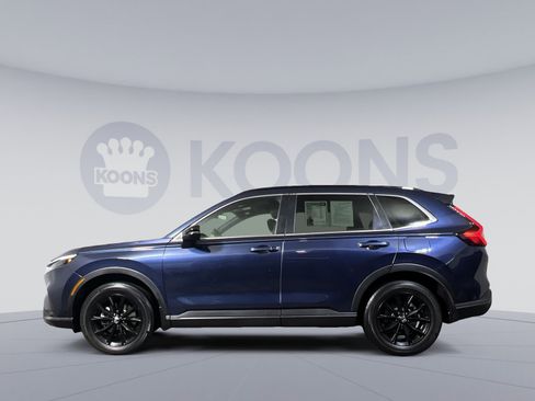 Used 2025 Honda CR-V Sport image 2