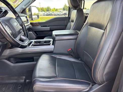 Used 2024 Ford F350 Lariat w/ Lariat Ultimate Package AWD/4WD image 18