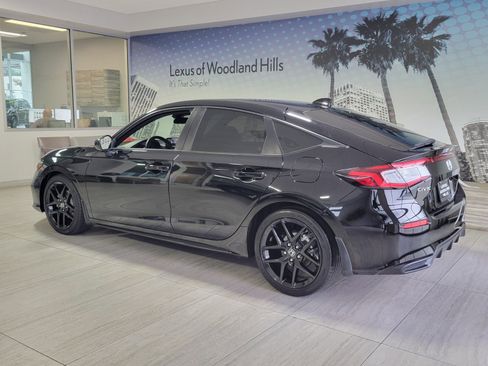 Used 2025 Honda Civic Sport image 3