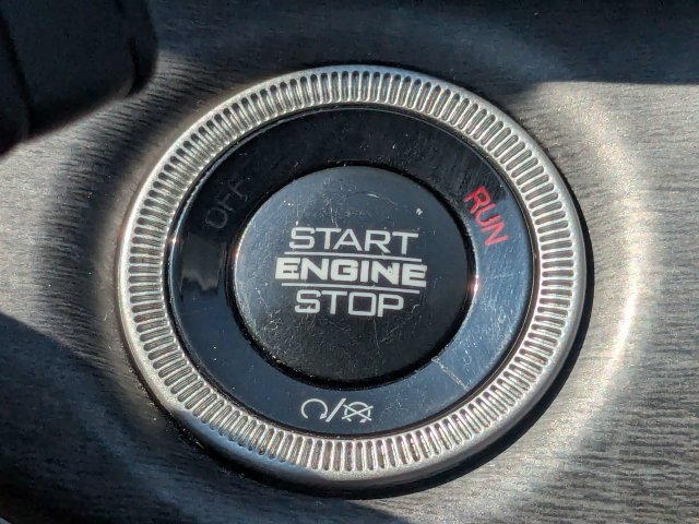 Used 2024 Jeep Grand Cherokee Limited 4xe AWD/4WD image 32