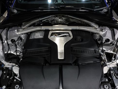 Used 2025 Aston Martin DBX 707 image 20