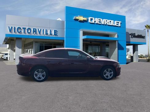 Used 2022 Dodge Charger SXT RWD image 4