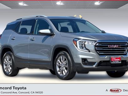 Used 2024 GMC Terrain SLT