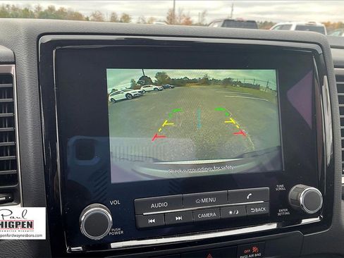 Used 2024 Nissan Frontier SV w/ SV Convenience Package image 21