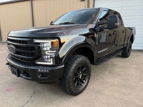 Used 2020 Ford F250 Lariat w/ Tremor Off-Road Package image 39