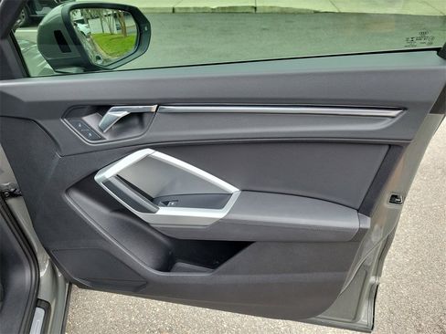 Used 2020 Audi Q3 2.0T Premium w/ Convenience Package image 49