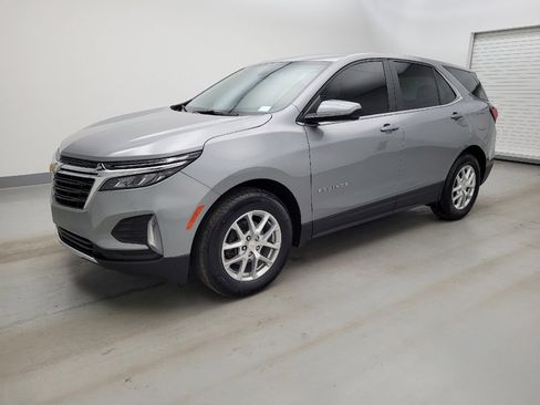 Used 2024 Chevrolet Equinox LT w/ LPO, Floor Liner Package FWD image 2