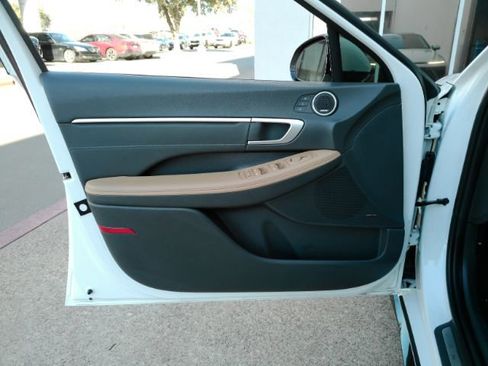 Used 2024 Hyundai Sonata Limited image 15