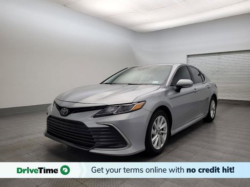 Used 2024 Toyota Camry LE image 1