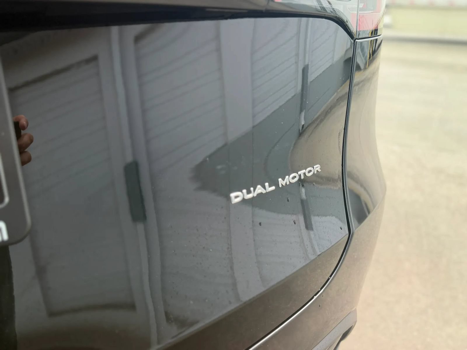 Used 2023 Tesla Model Y Long Range AWD/4WD image 11
