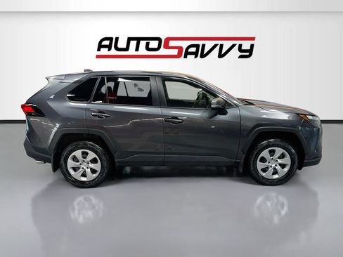 Used 2025 Toyota RAV4 LE AWD/4WD image 8