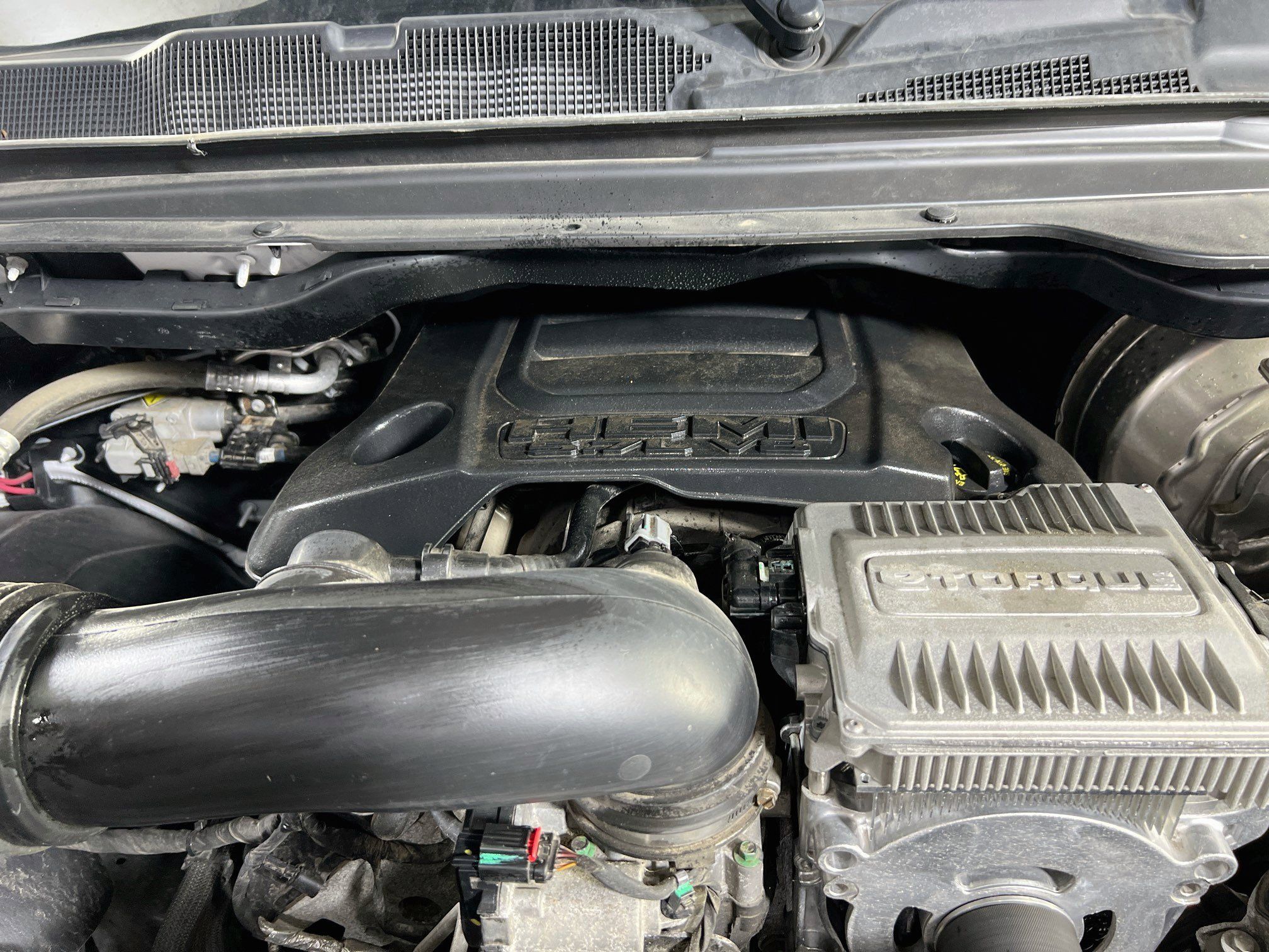 Used 2023 RAM 1500 Laramie AWD/4WD image 29