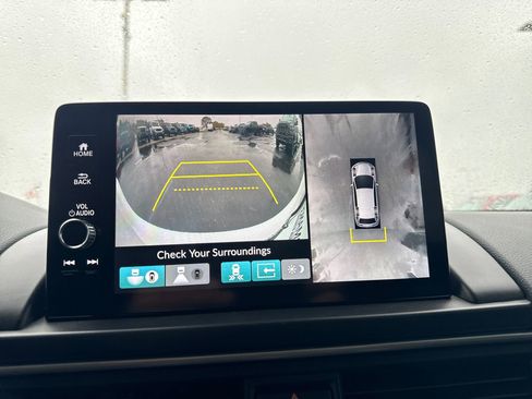 Used 2023 Honda Pilot Elite image 22