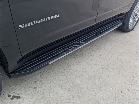 New 2026 Chevrolet Suburban Premier AWD/4WD image 11