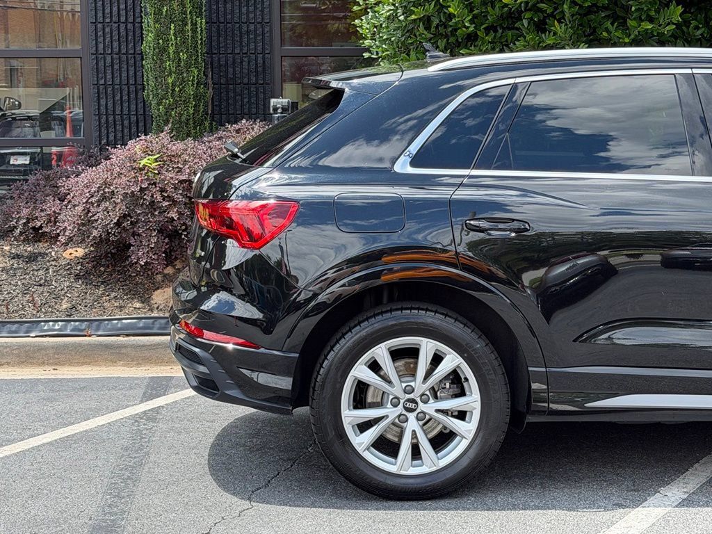 Used 2021 Audi Q3 2.0T Premium w/ Convenience Package AWD/4WD image 20