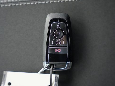 New 2025 Ford Bronco Badlands image 33