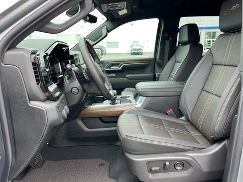 New 2026 Chevrolet Silverado 1500 High Country w/ Technology Package AWD/4WD image 4