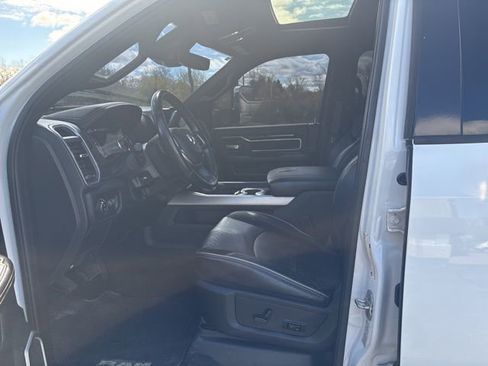 Used 2019 RAM 2500 Laramie AWD/4WD image 11
