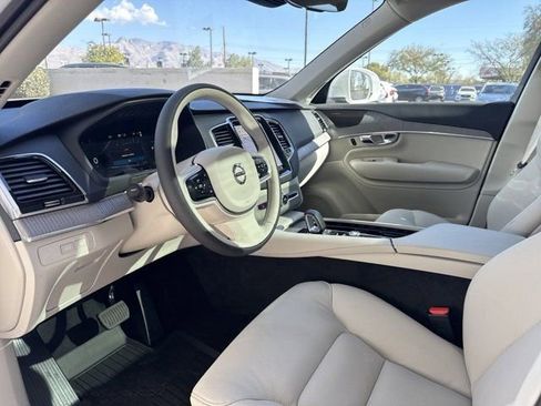 New 2025 Volvo XC90 T8 Plus w/ Protection Package Premier image 13