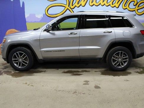 Used 2018 Jeep Grand Cherokee Limited image 8