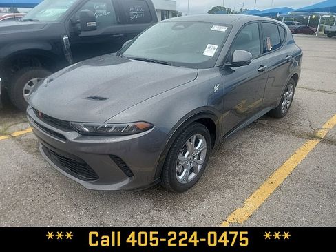 Used 2024 Dodge Hornet R/T image 1