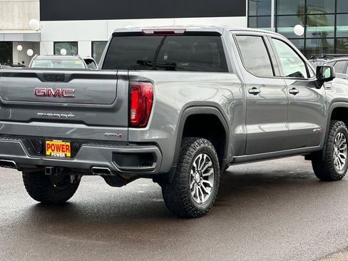 Used 2021 GMC Sierra 1500 AT4 w/ Off-Road Performance Package image 4